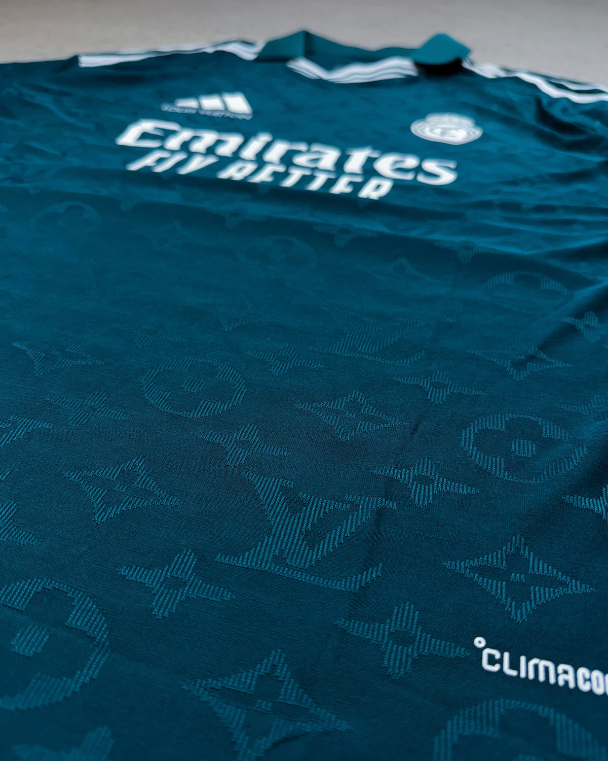 CAMISETA REAL MADRID / LV 2026