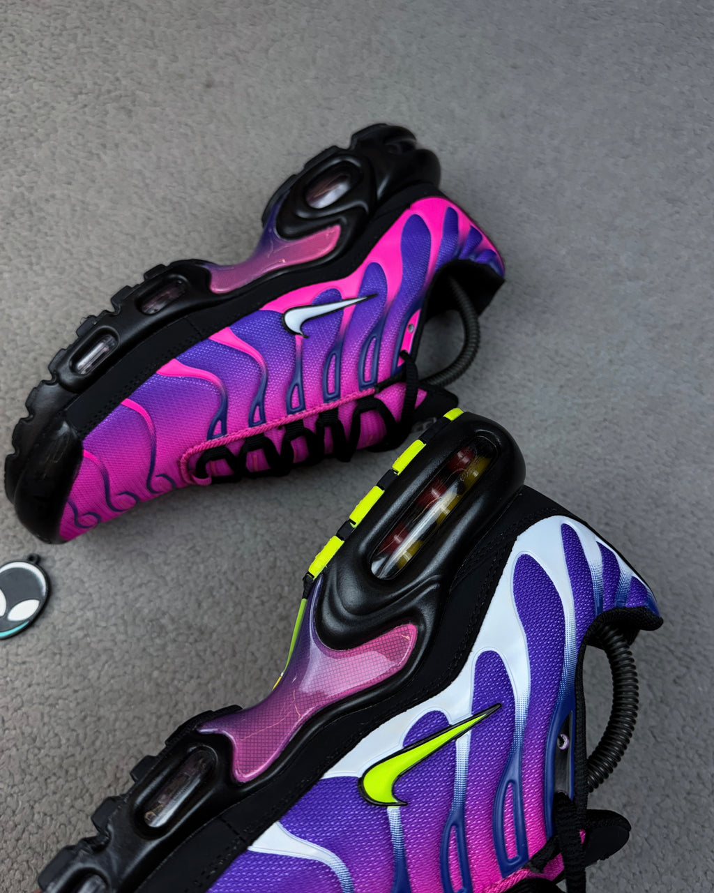 TÊNIS NK AIR MAX PLUS TN REBELLIOUS