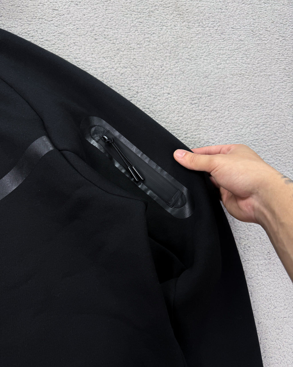 MOLETOM NK TECH FLEECE ALL BLACK