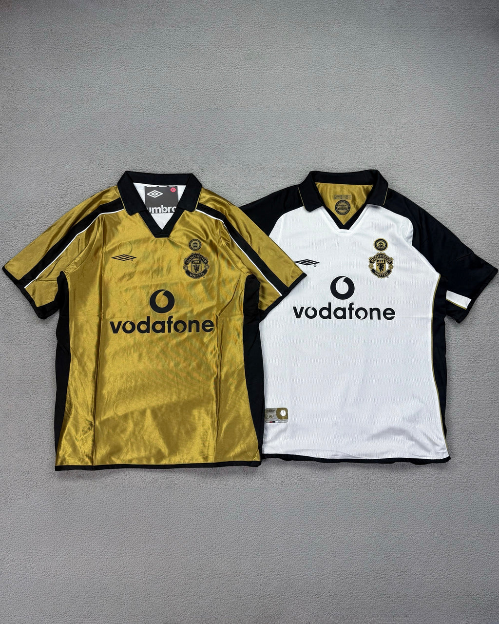 CAMISETA RETRÔ CENTENÁRIO 1902 - 2002 MANCHESTER UNITED DUPLA FACE