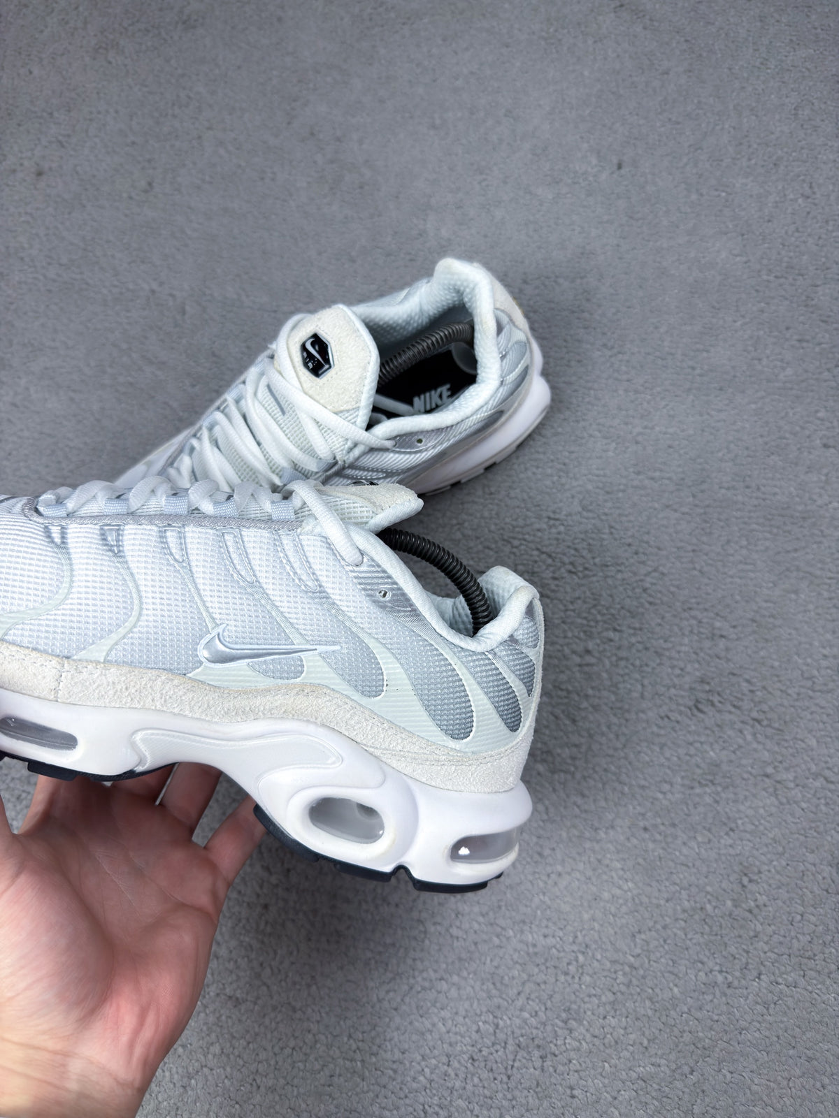 TÊNIS NK AIR MAX PLUS TN CAMURÇA