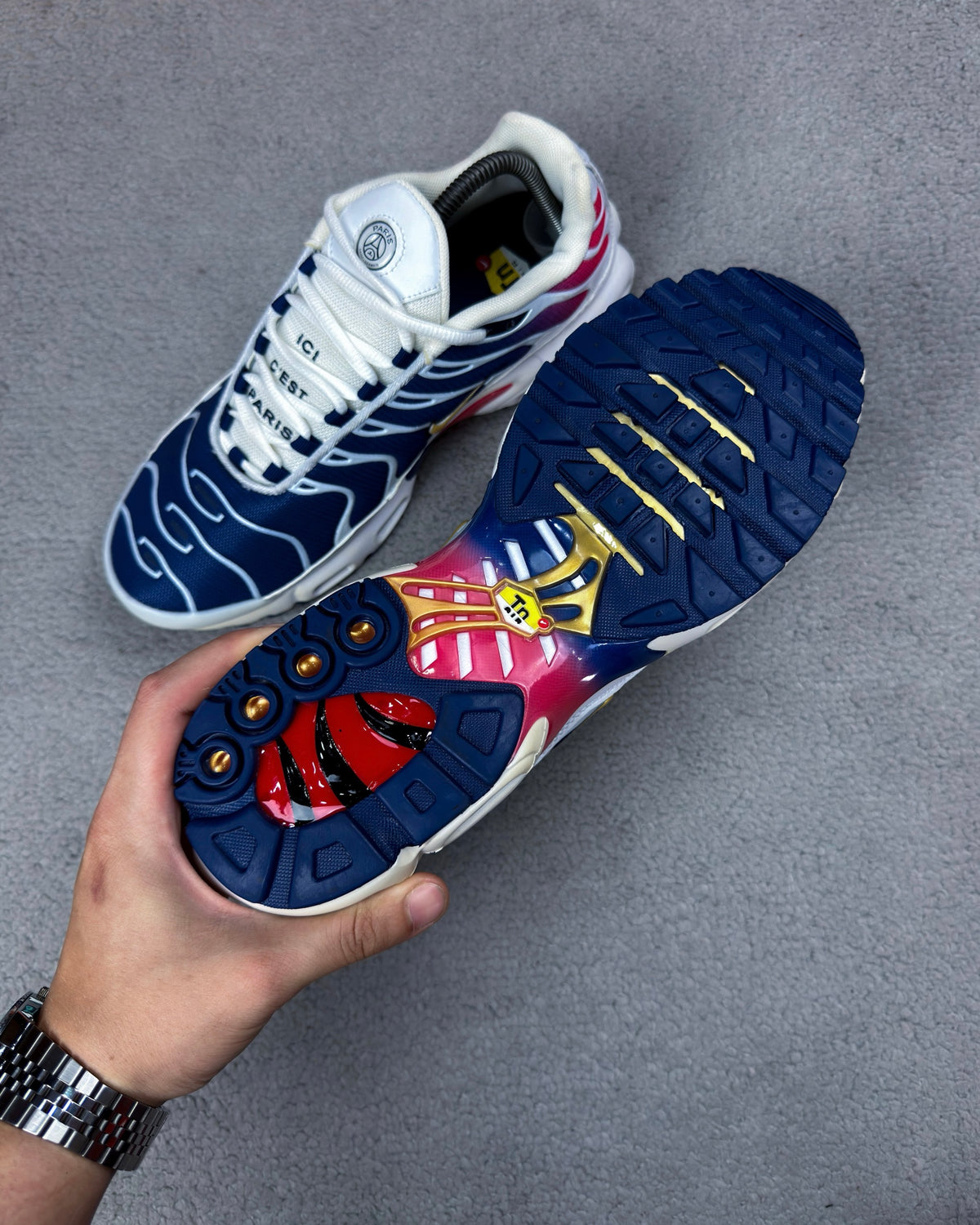 TÊNIS NK AIR MAX PLUS TN PARIS SAINT GERMAIN