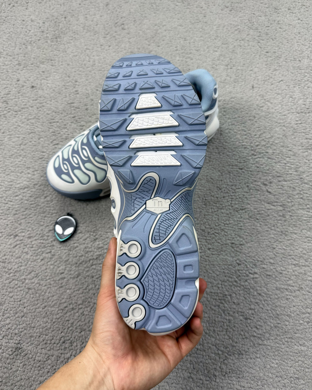 TÊNIS NK AIR MAX TN PLUS DRIFT ASHEN SLATE