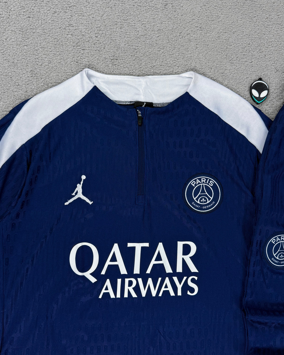 CONJUNTO DE TREINO PSG - AZUL COLLAB JORDAN