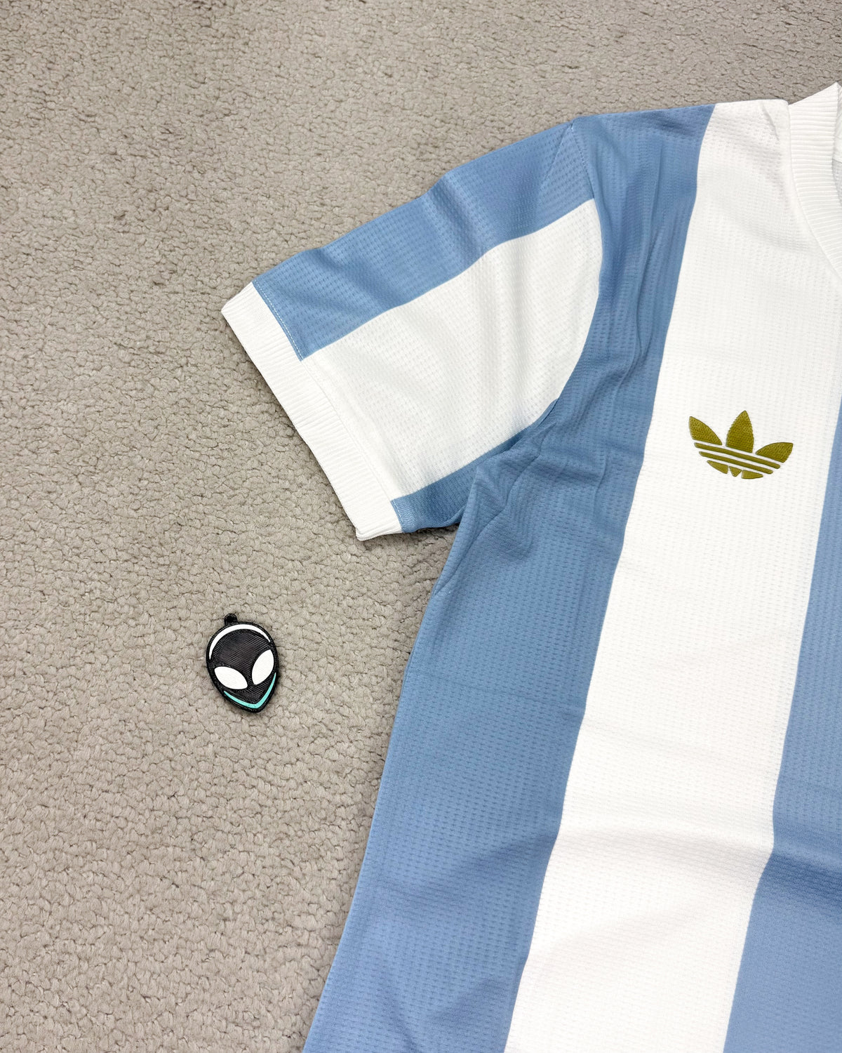CAMISETA RETRÔ ARGENTINA COMEMORATIVA 50 ANOS