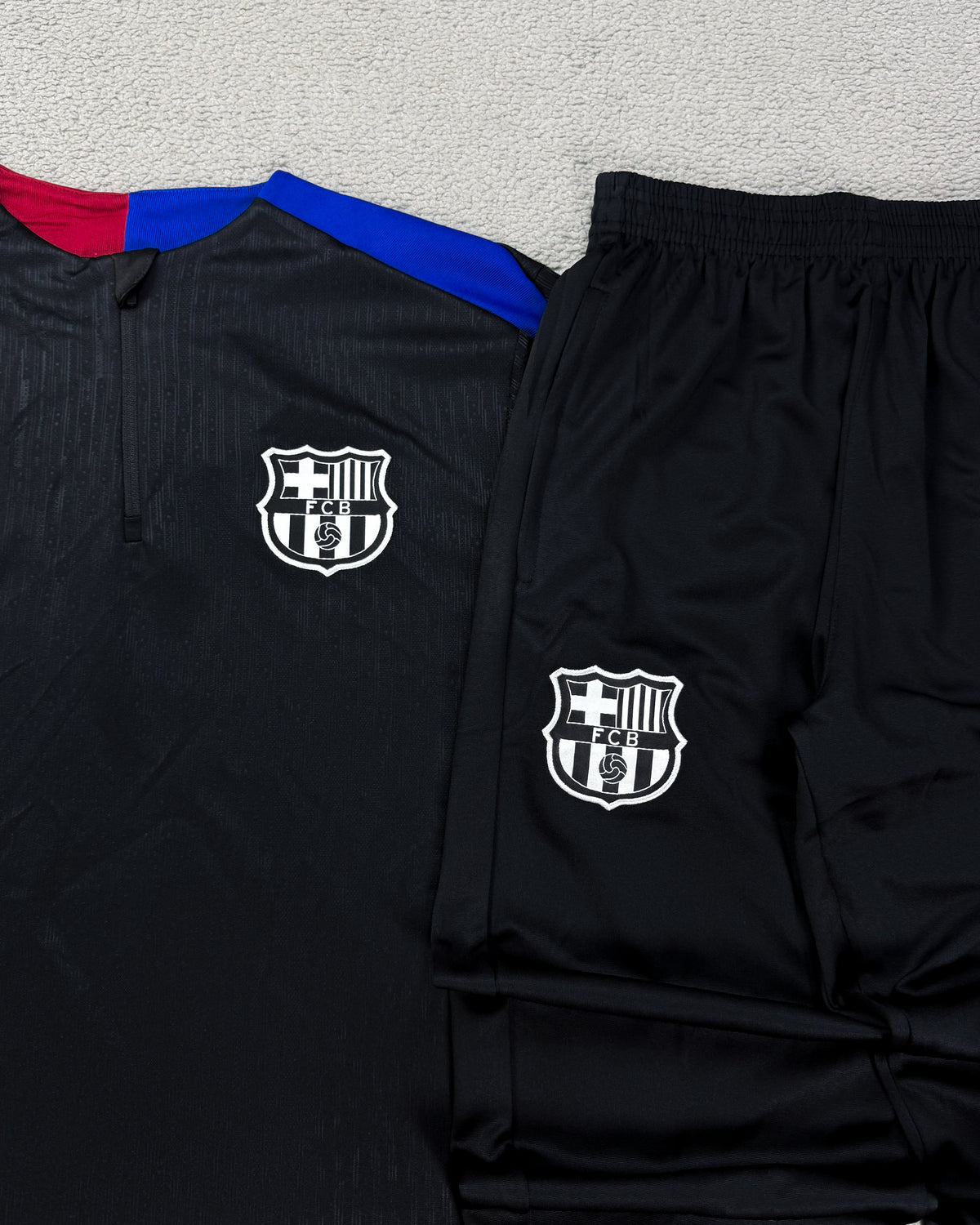 CONJUNTO TREINO BARCELONA PRETO, AZUL, VERMELHO