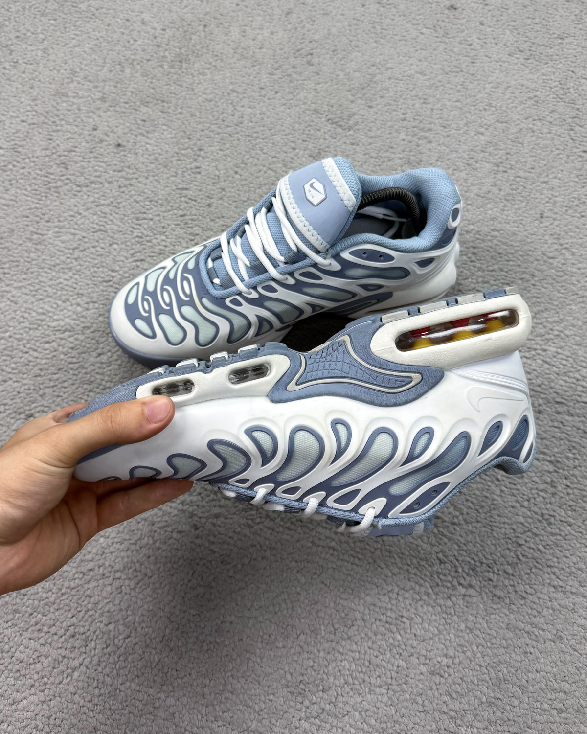 TÊNIS NK AIR MAX TN PLUS DRIFT ASHEN SLATE