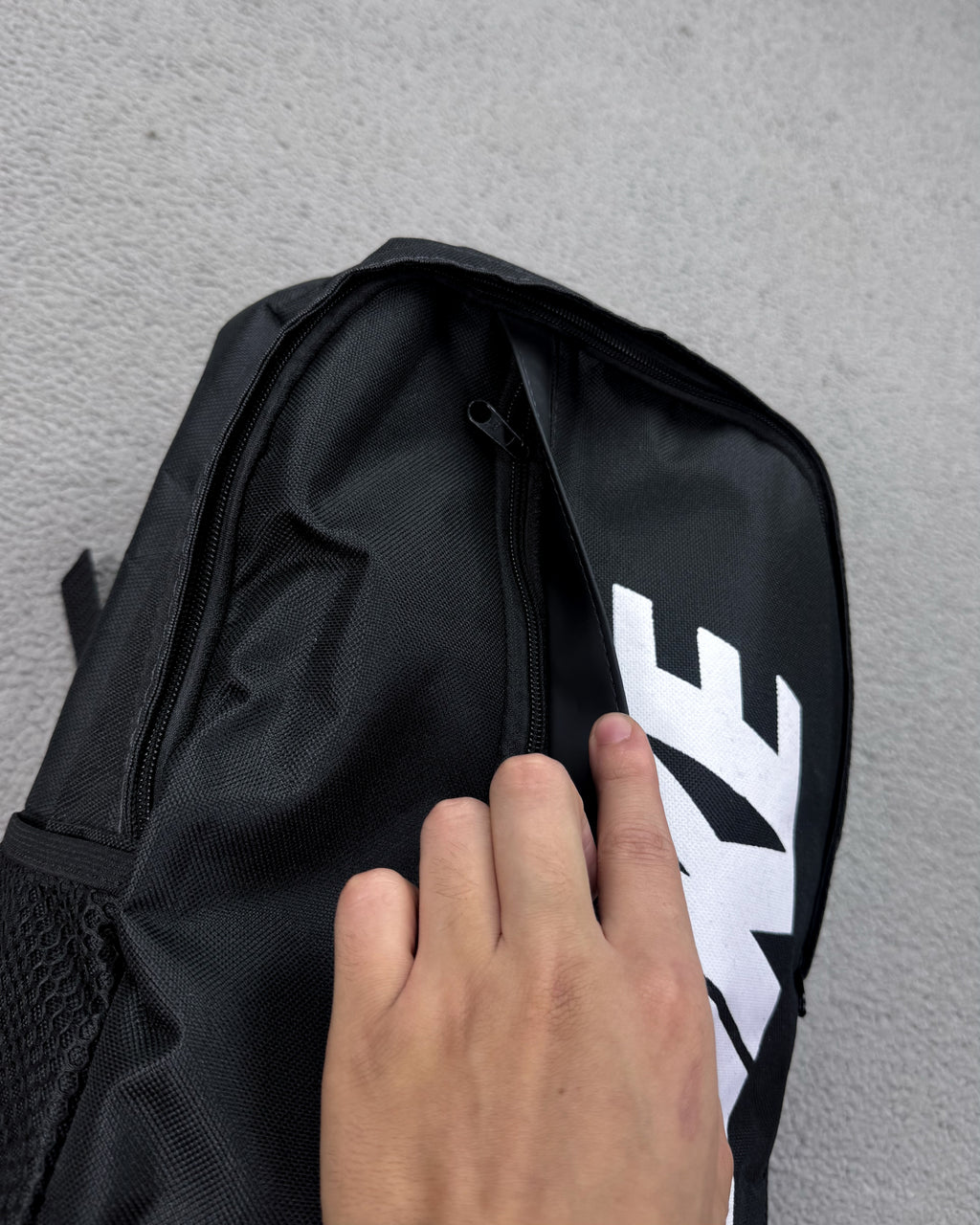 MOCHILA NK LETREIRO 2 BOLSOS