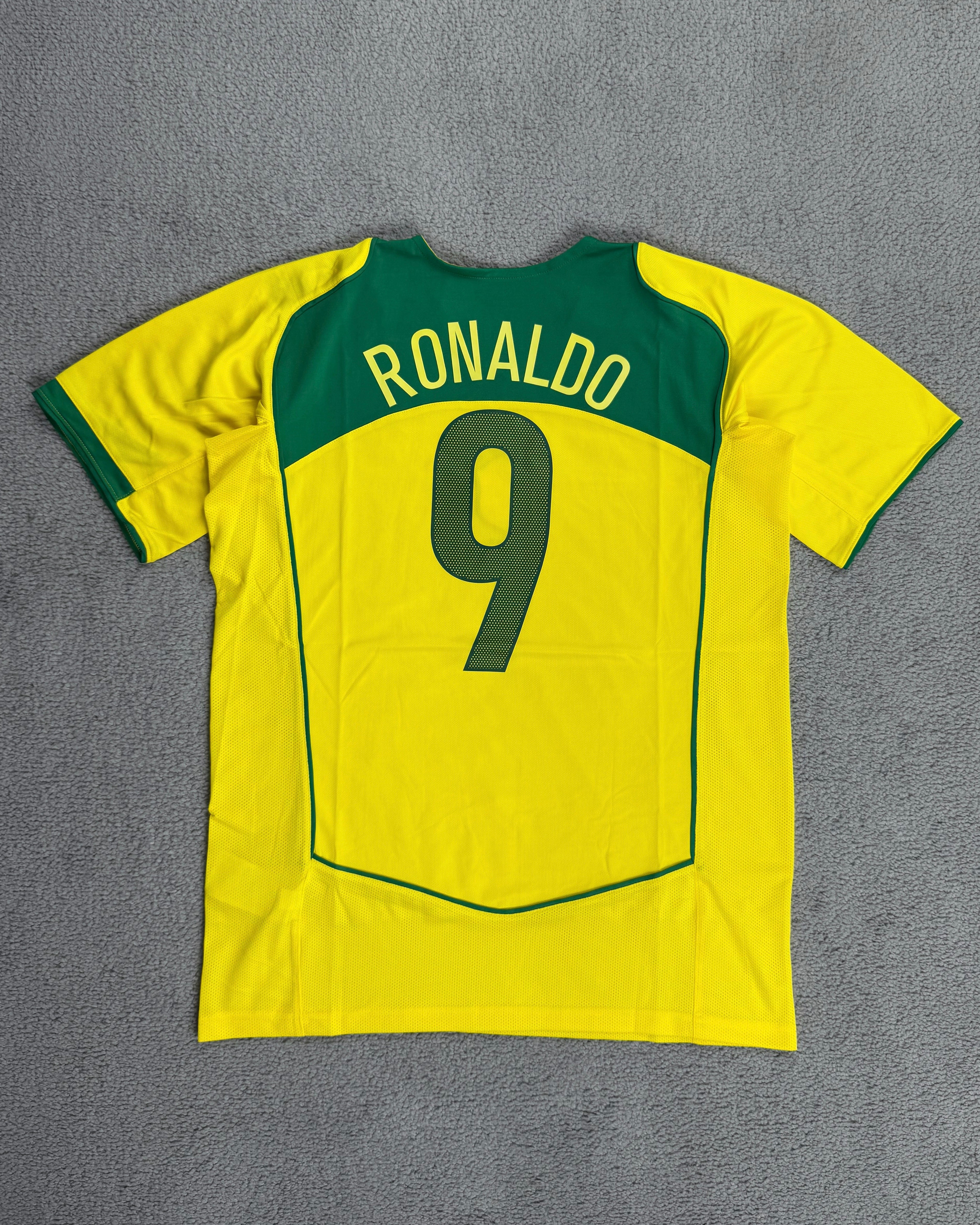 CAMISA RETRÔ BRASIL TOTAL 90 RONALDO 2004/2005