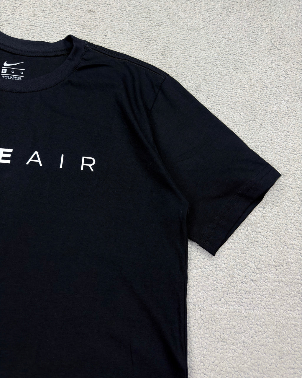 CAMISETA NK AIR LETREIRO