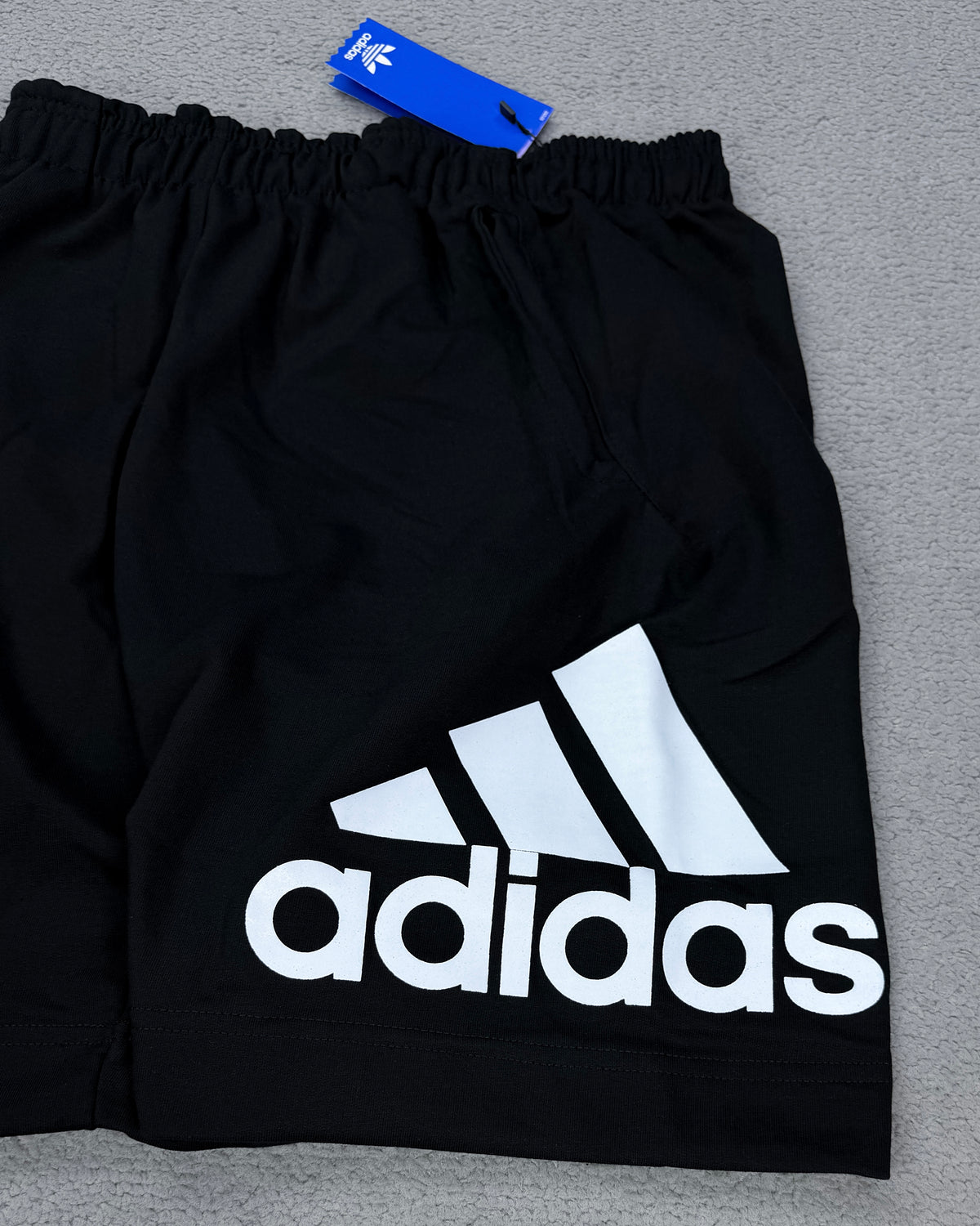 BERMUDA MOLETINHO ADIDAS