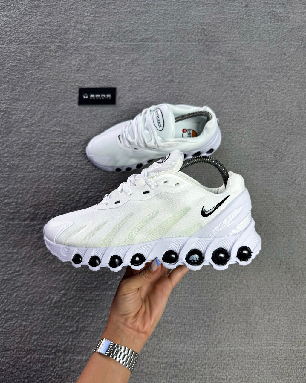 TÊNIS NIKE AIR MAX DN8