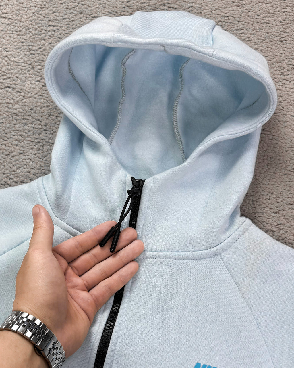 CONJUNTO NK TECH FLEECE LIGHT BLUE