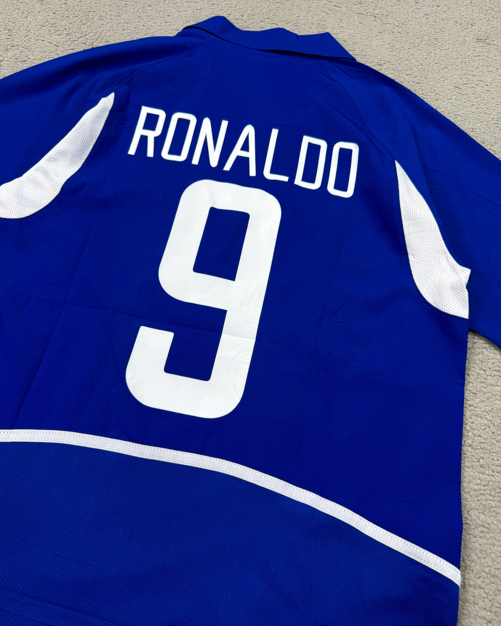 CAMISETA RETRÔ BRASIL RONALDO 2002