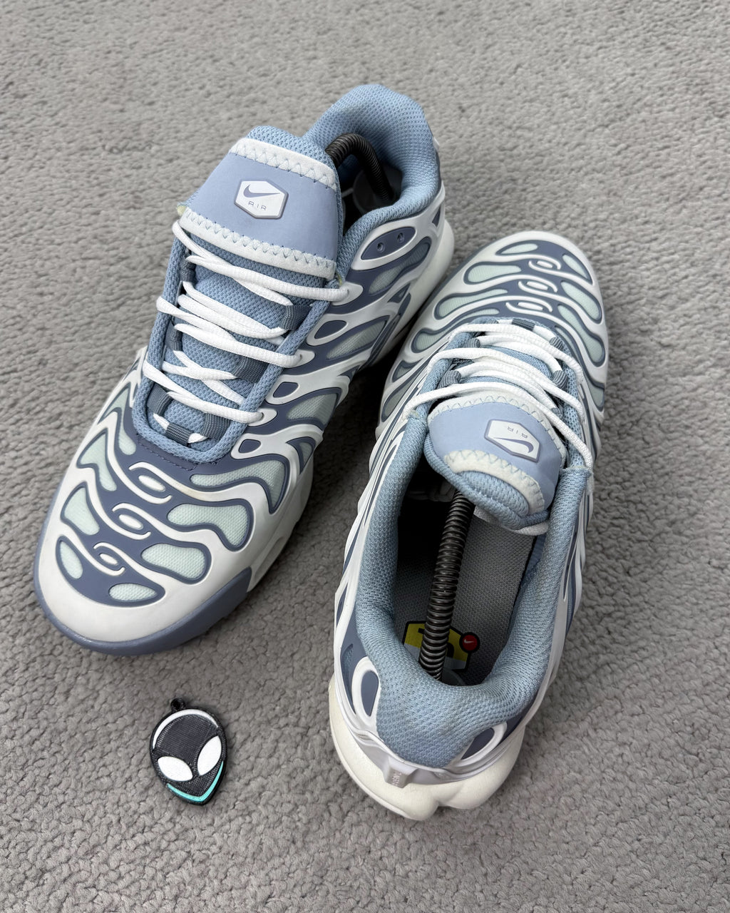 TÊNIS NK AIR MAX TN PLUS DRIFT ASHEN SLATE