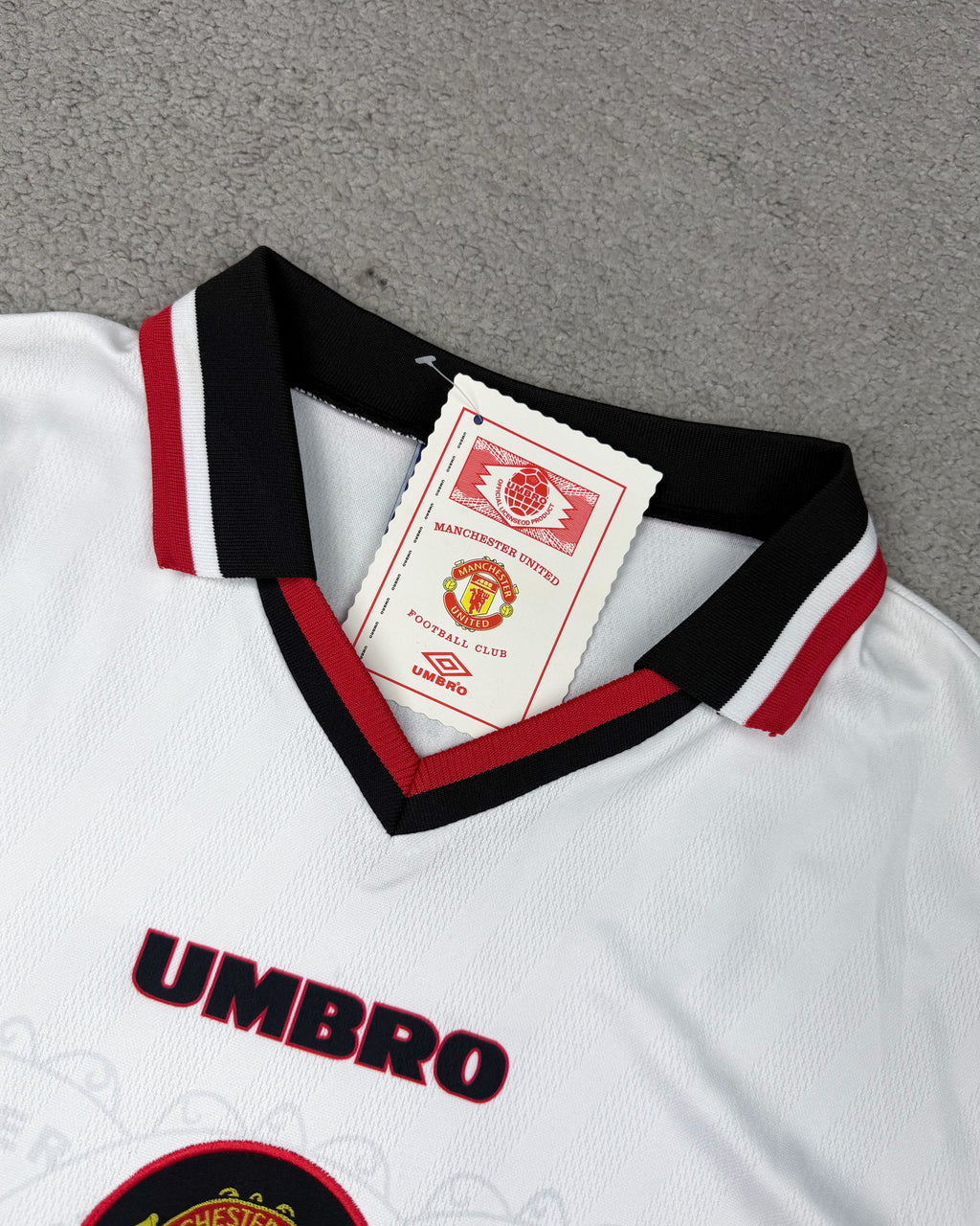 CAMISETA RETRÔ MANCHESTER UNITED CANTONA 96/97