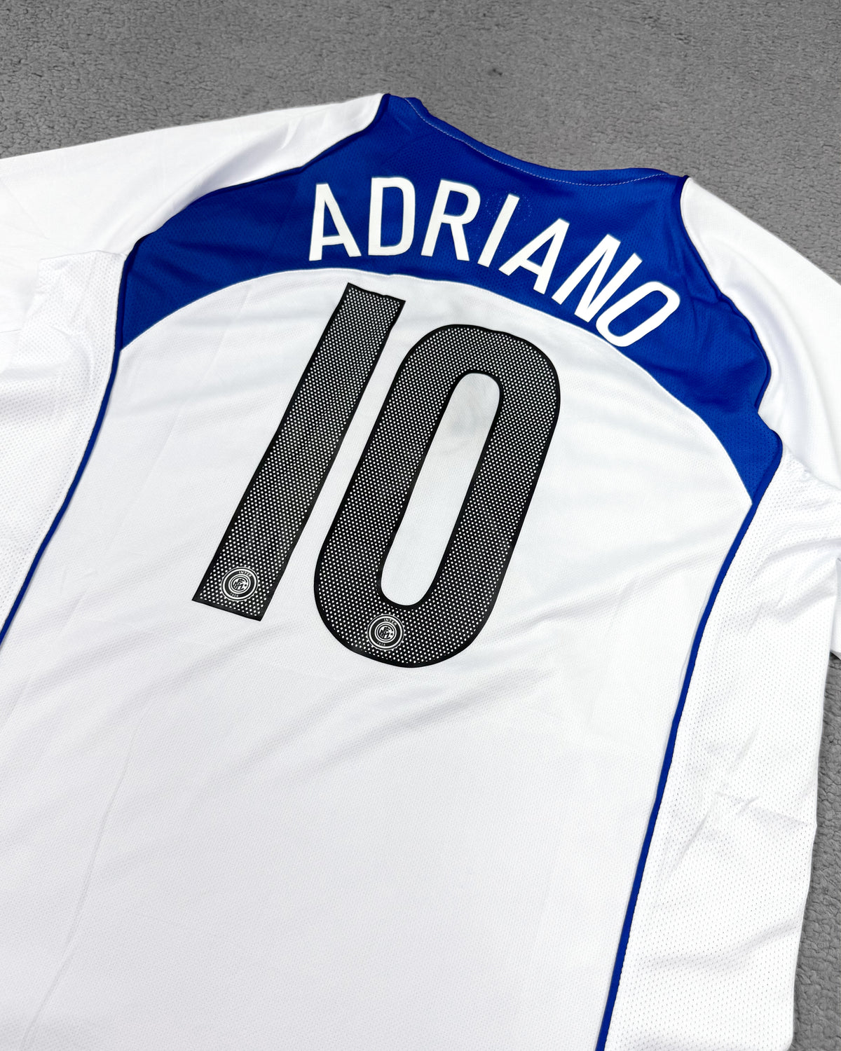CAMISETA INTER DE MILÃO ADRIANO IMPERADOR 2004/2005