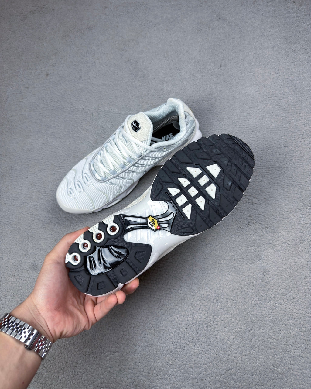 TÊNIS NK AIR MAX PLUS TN CAMURÇA