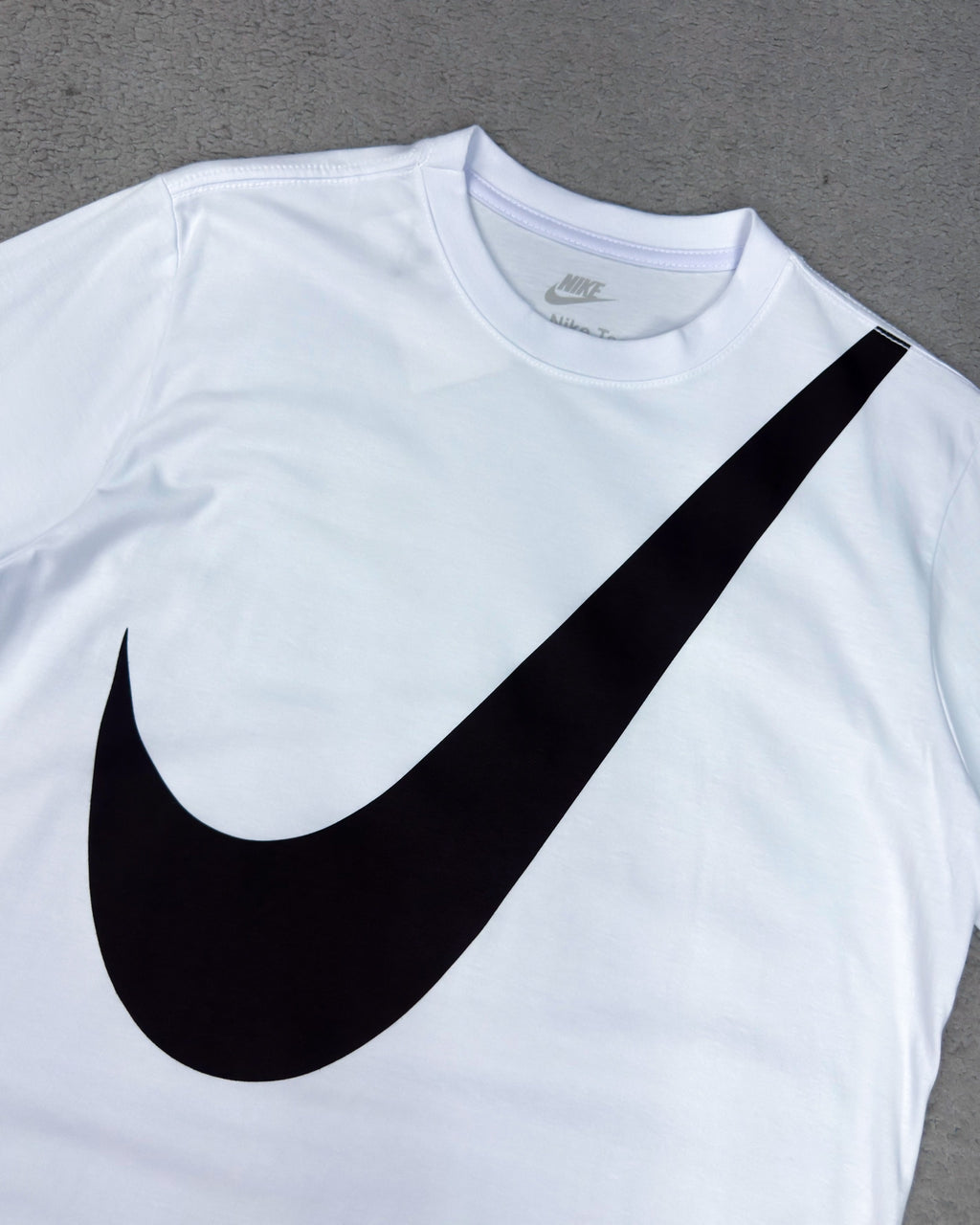 CAMISETA NK BIG SWOOSH BRANCA