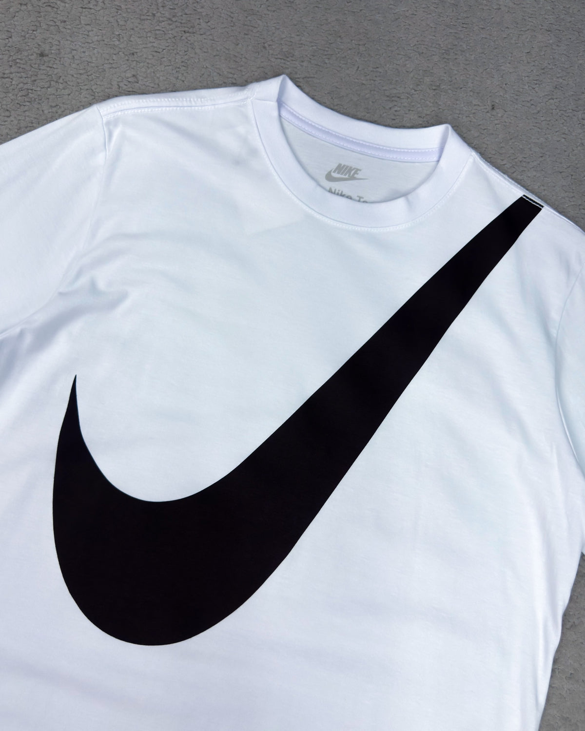 CAMISETA NK BIG SWOOSH BRANCA