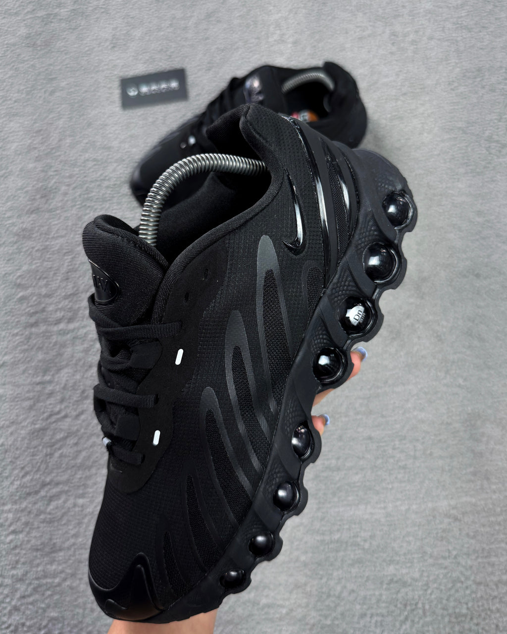 TÊNIS NIKE AIR MAX DN8