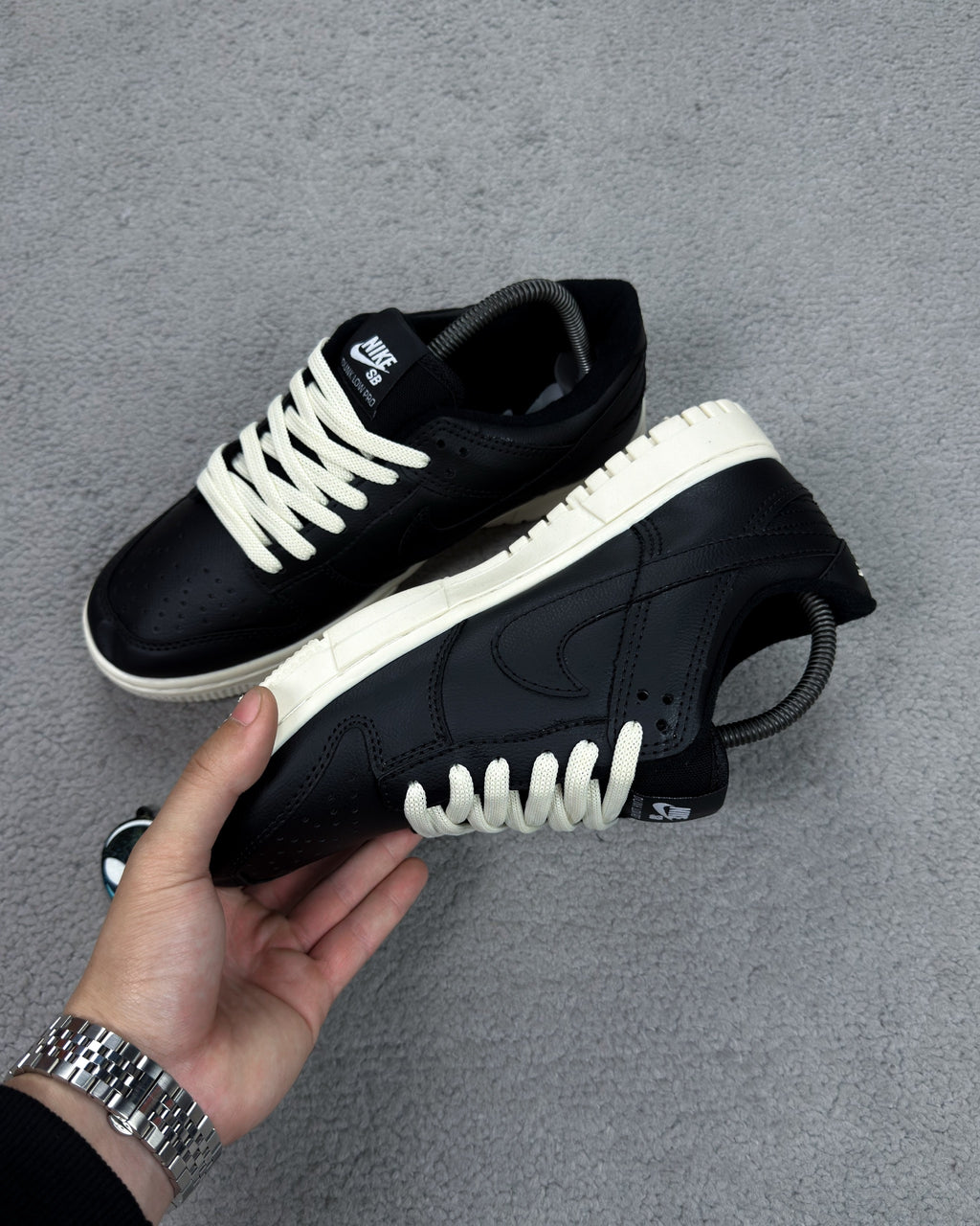 TÊNIS NK DUNK PRETO/BEGE
