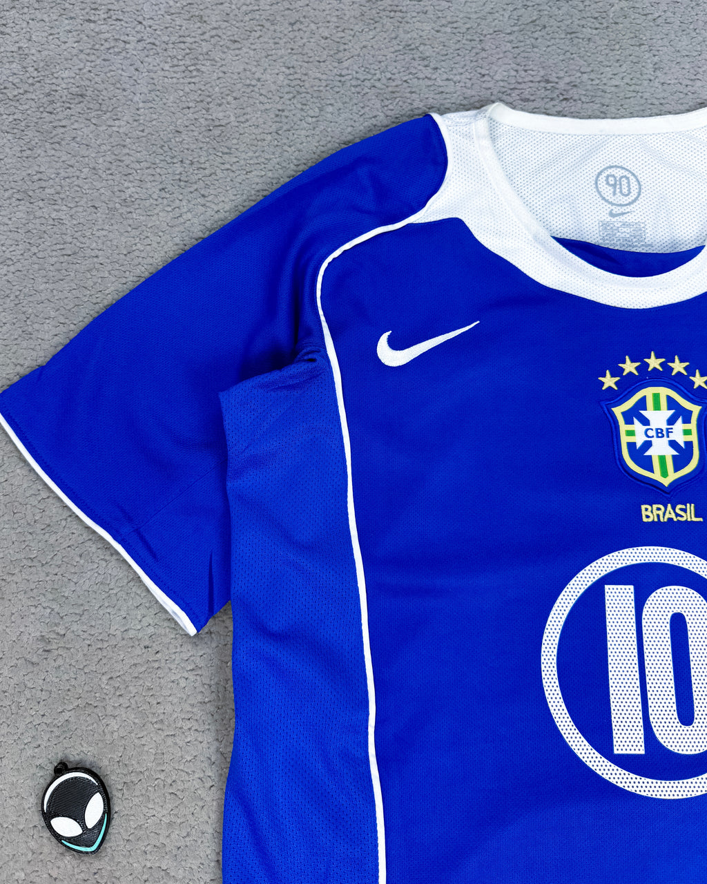CAMISETA RETRÔ BRASIL 2004 RONALDINHO 2004