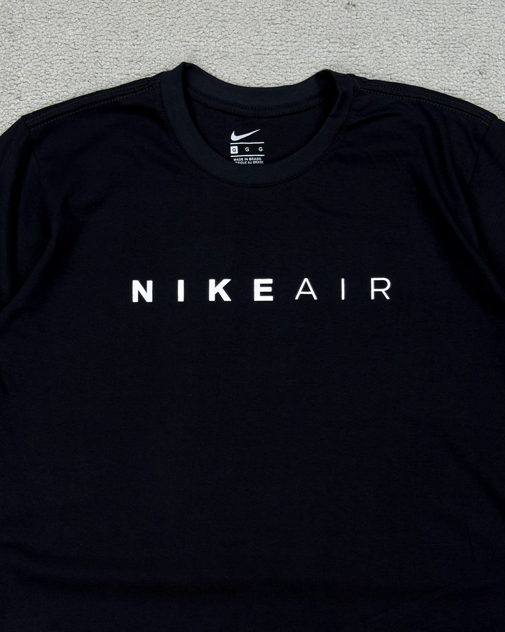 CAMISETA NK AIR LETREIRO