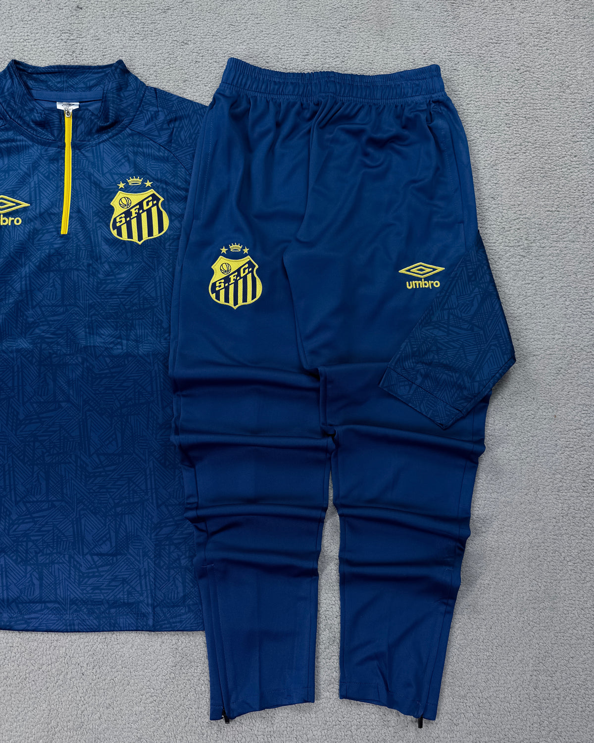 CONJUNTO DE TREINO SANTOS