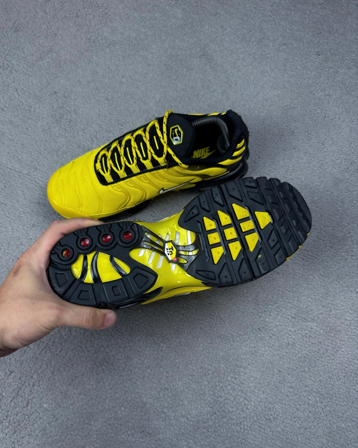 TÊNIS NK AIR MAX PLUS TN FREQUENCY PACK