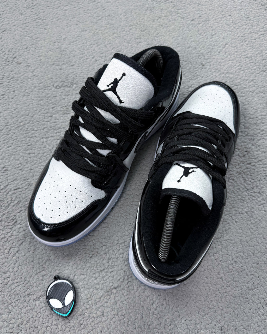 TÊNIS NK DUNK AIR JORDAN VERNIZ