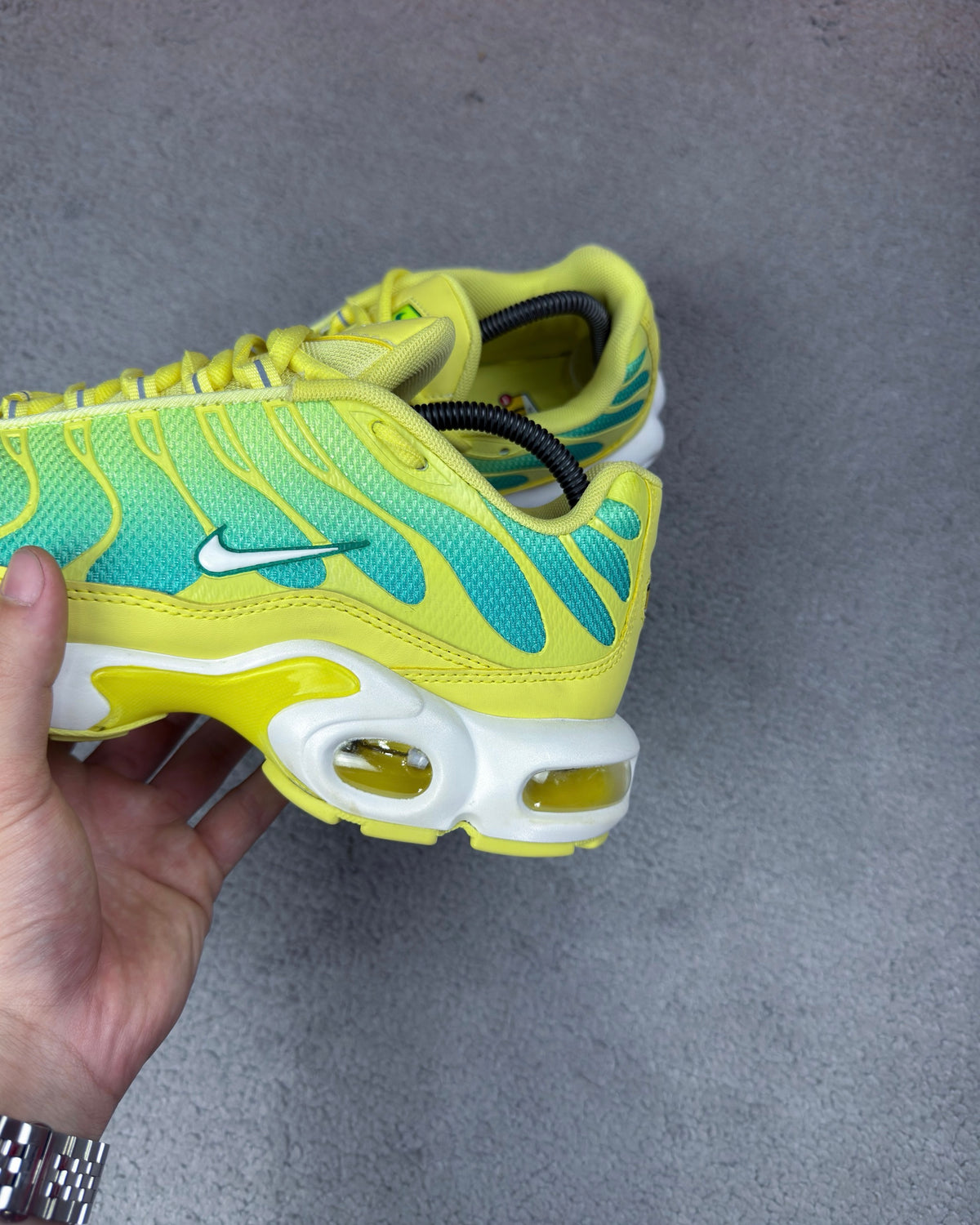 TÊNIS NK AIR MAX PLUS TN LEMON LIME