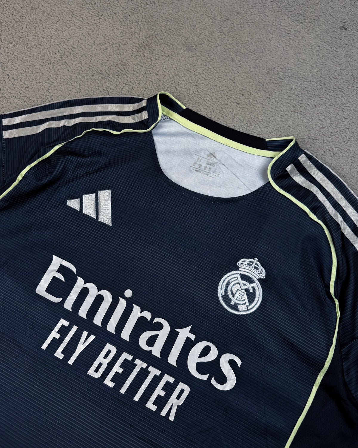 CAMISETA REAL MADRID 2 2025