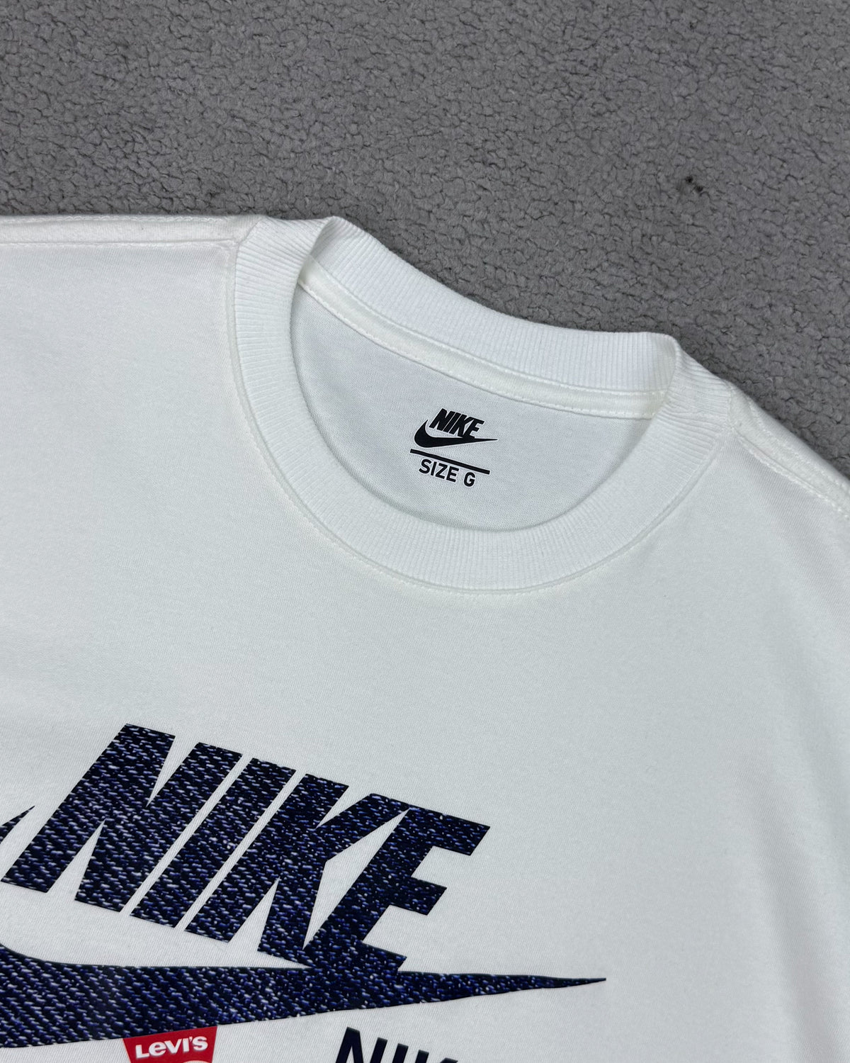 CAMISETA MALHÃO SWOOSH NK/LEVIS