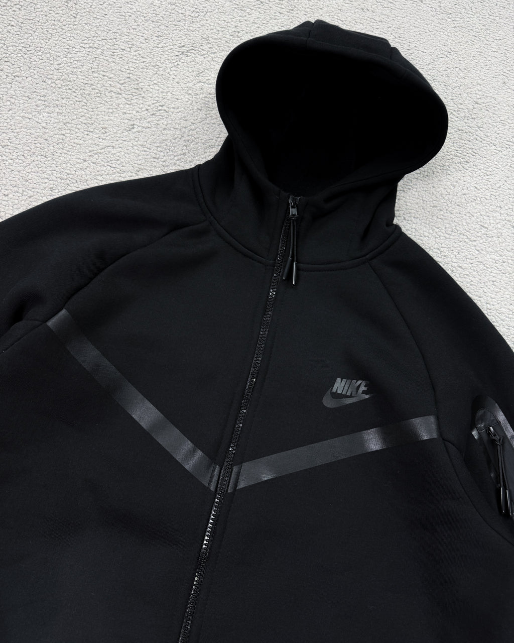 MOLETOM NK TECH FLEECE ALL BLACK