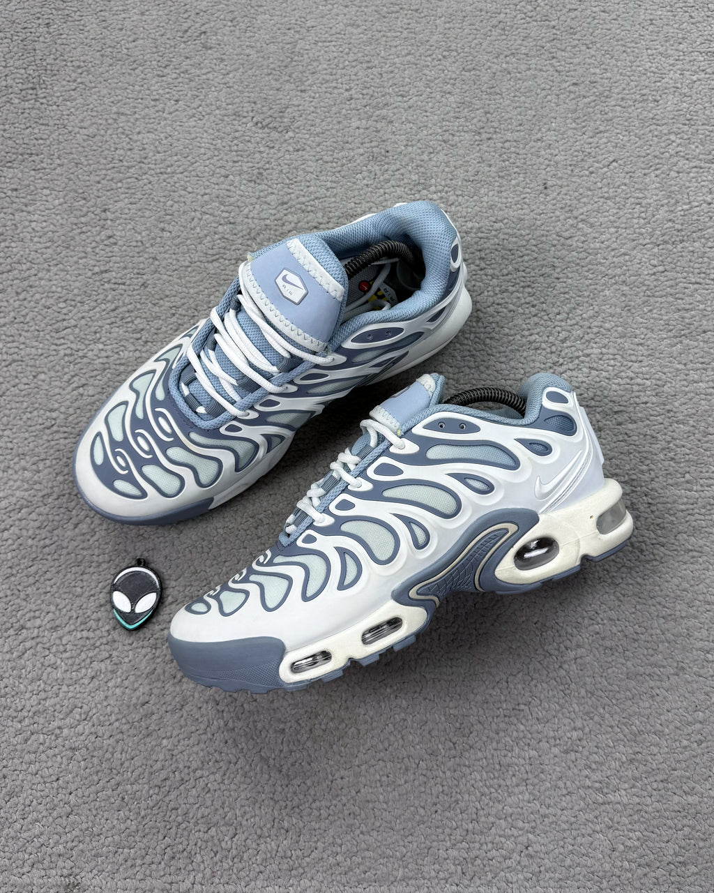 TÊNIS NK AIR MAX TN PLUS DRIFT ASHEN SLATE