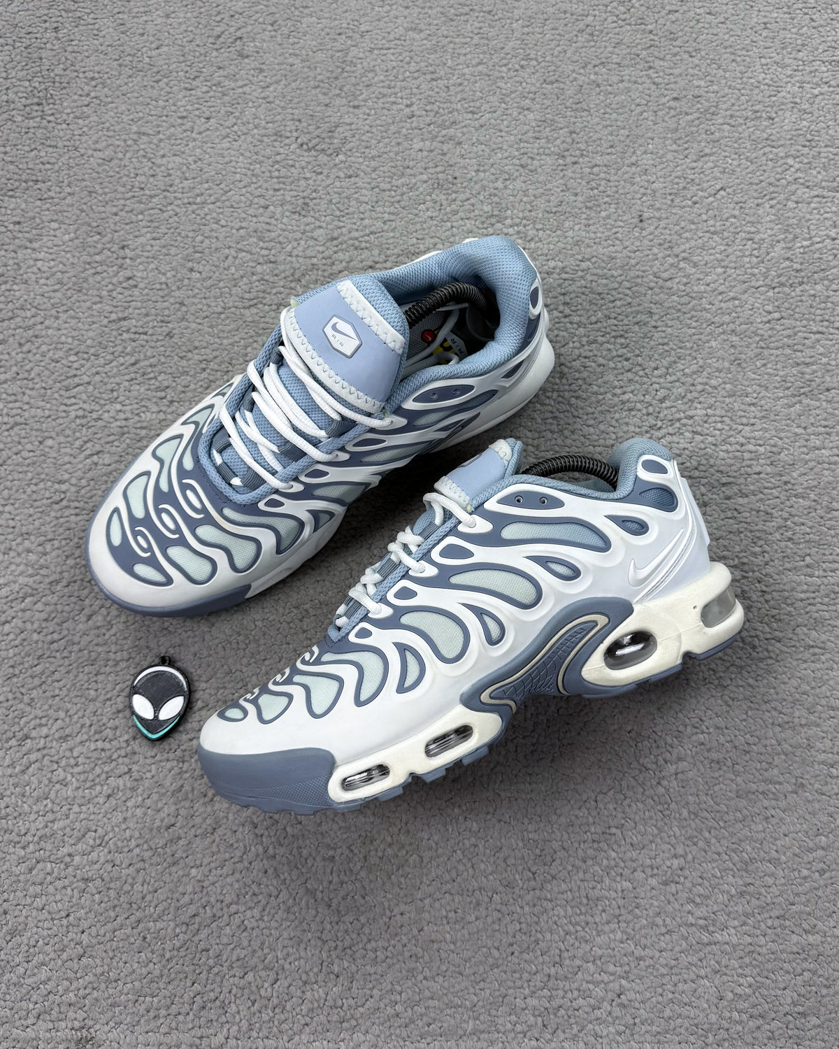 TÊNIS NK AIR MAX TN PLUS DRIFT ASHEN SLATE
