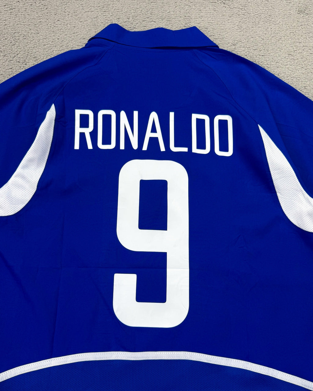 CAMISETA RETRÔ BRASIL RONALDO 2002