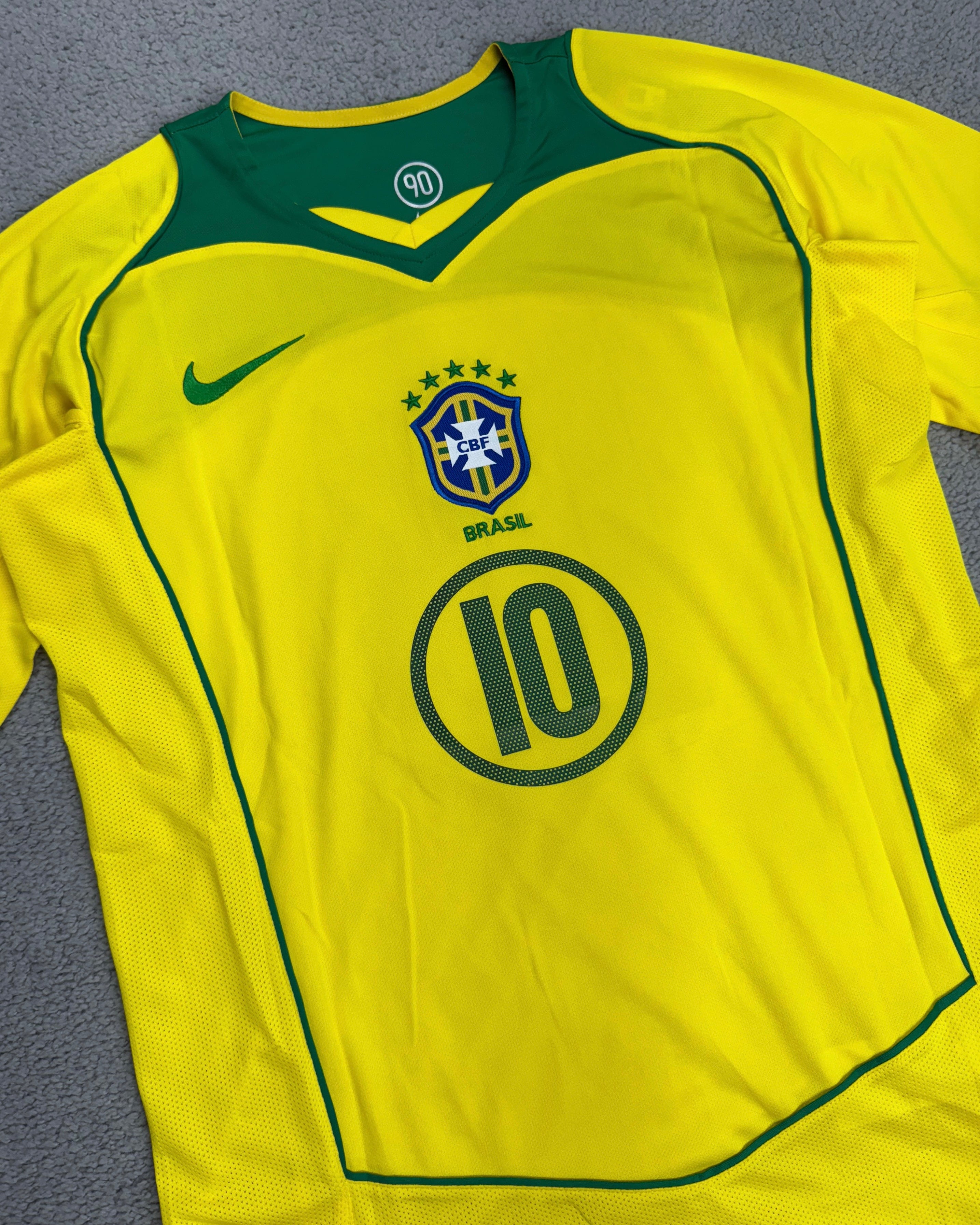 CAMISA RETRÔ BRASIL TOTAL 90 RONALDINHO 2004/2005