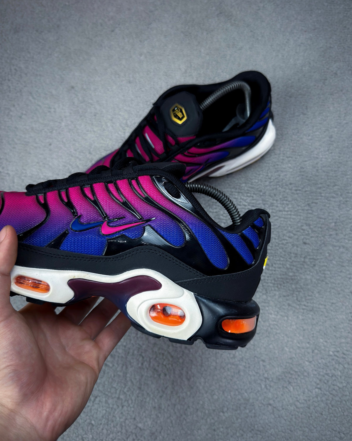 TÊNIS NK AIR MAX PLUS TN BARCELONA