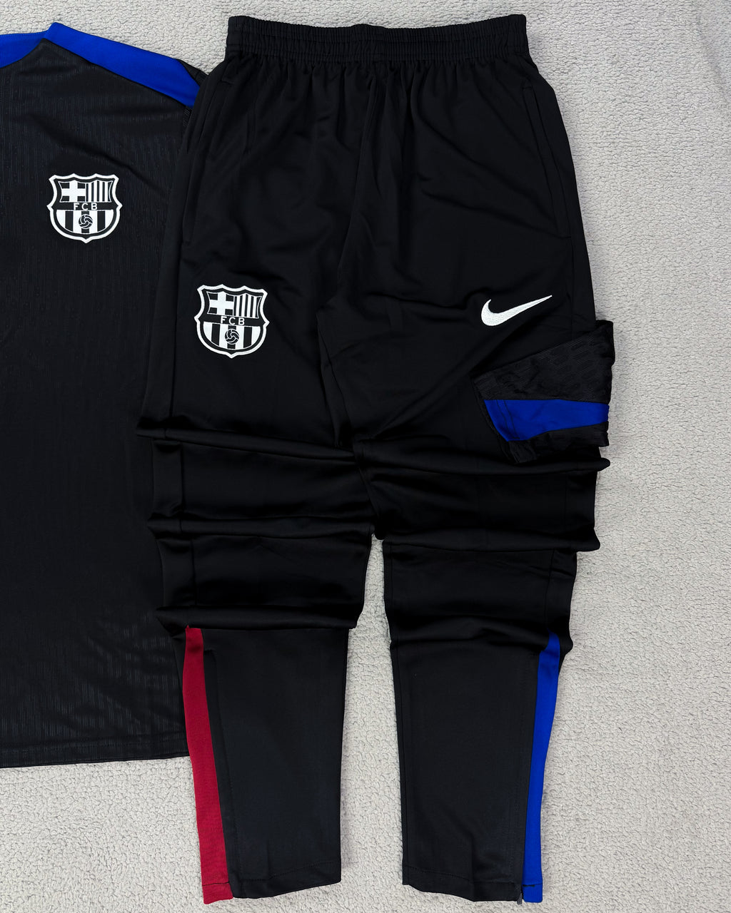 CONJUNTO TREINO BARCELONA PRETO, AZUL, VERMELHO