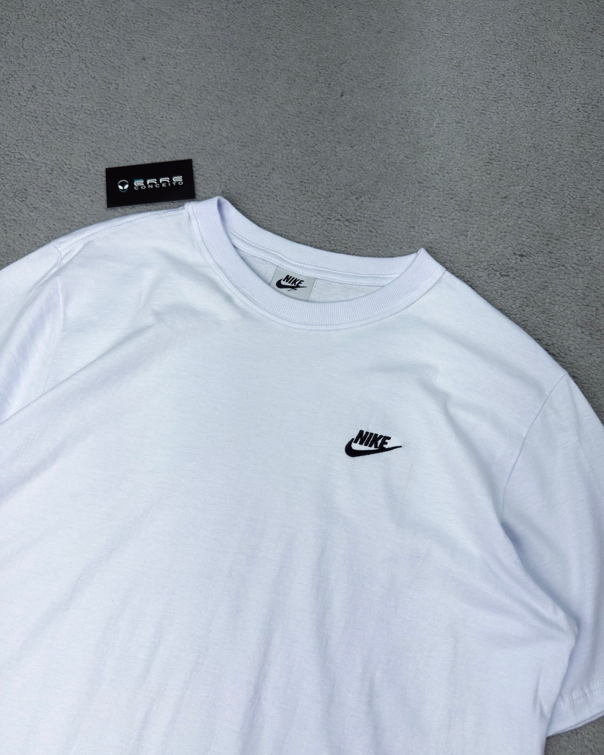 CAMISETA NK CLUB