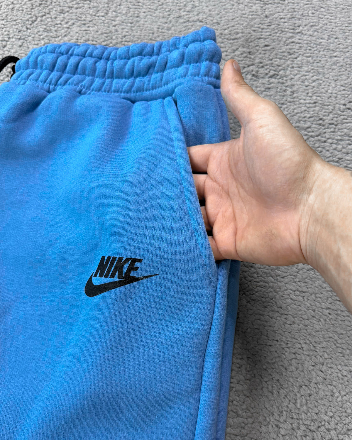 CONJUNTO NK TECH FLEECE LIGHT BLUE