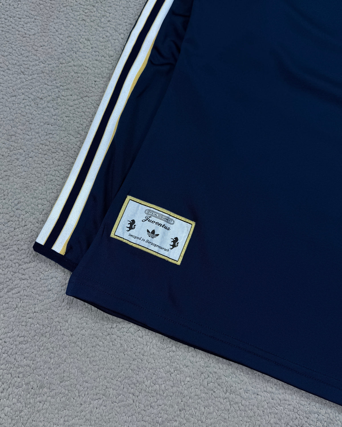 CONJUNTO DE TREINO JUVENTUS