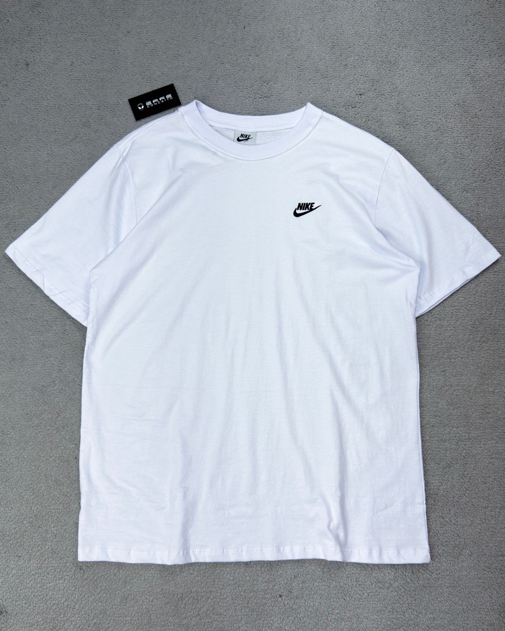 CAMISETA NK CLUB
