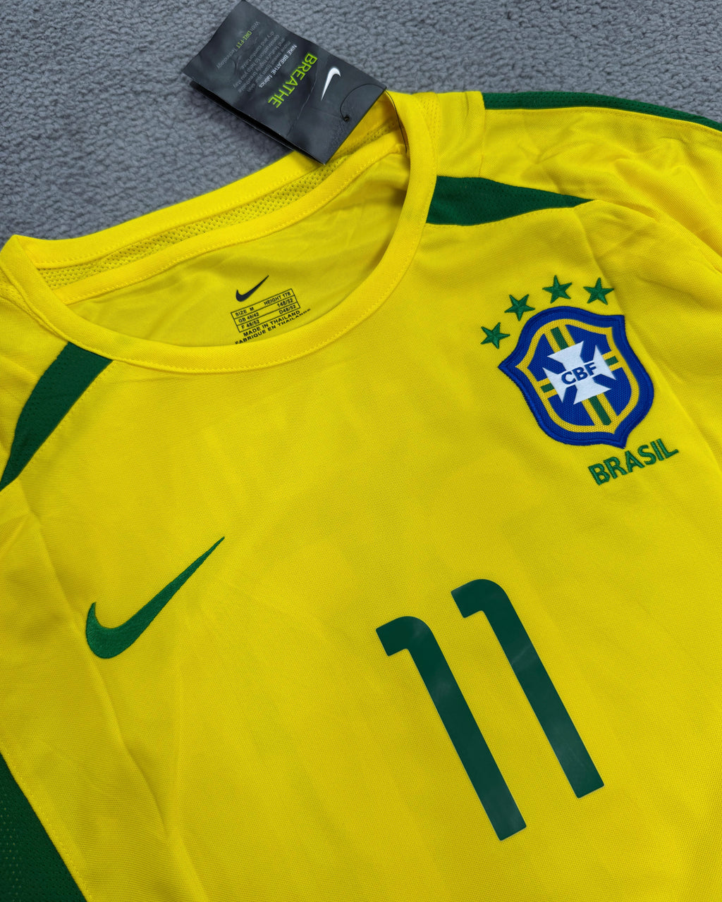 CAMISA RETRÔ BRASIL COPA 2002 RONALDINHO