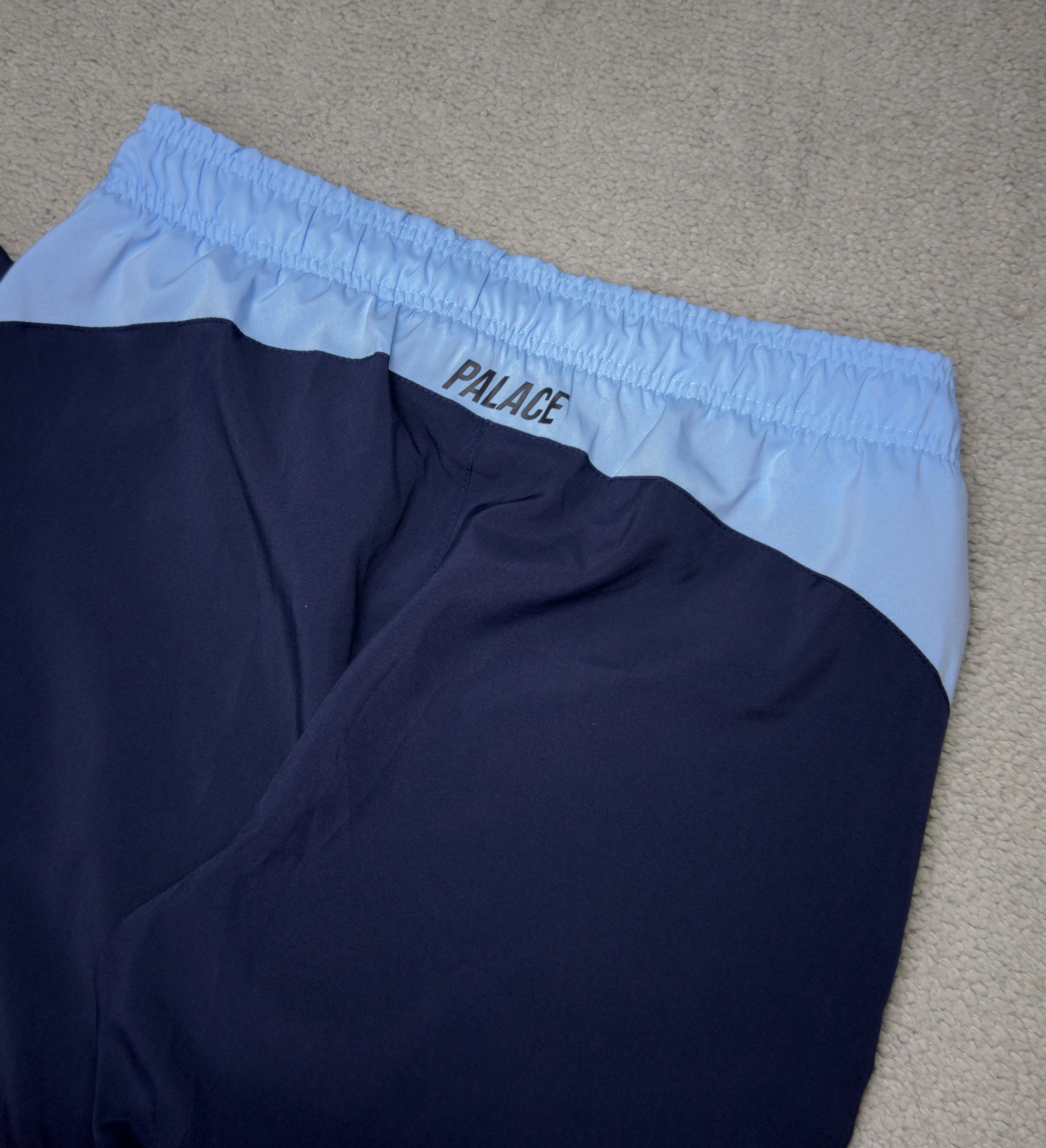 CONJUNTO PALACE X NIKE P90