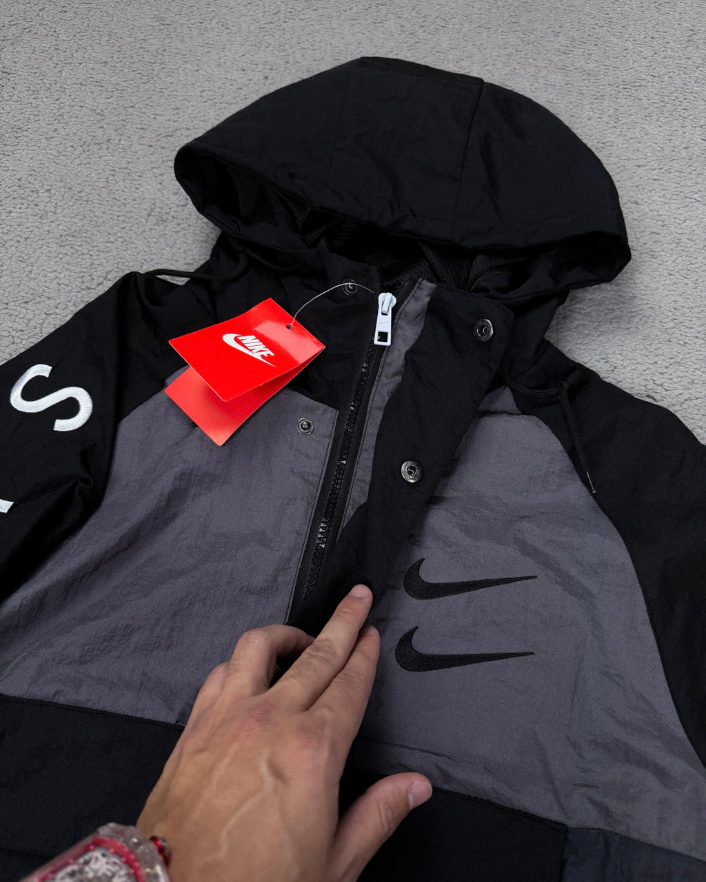 CORTA VENTO NK SWOOSH