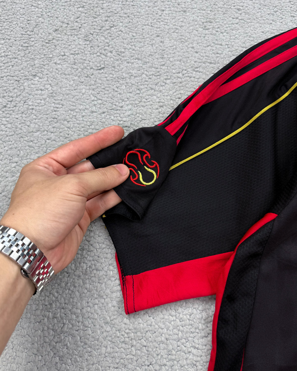 CAMISETA RETRÔ MILAN KAKÁ 2006/2007