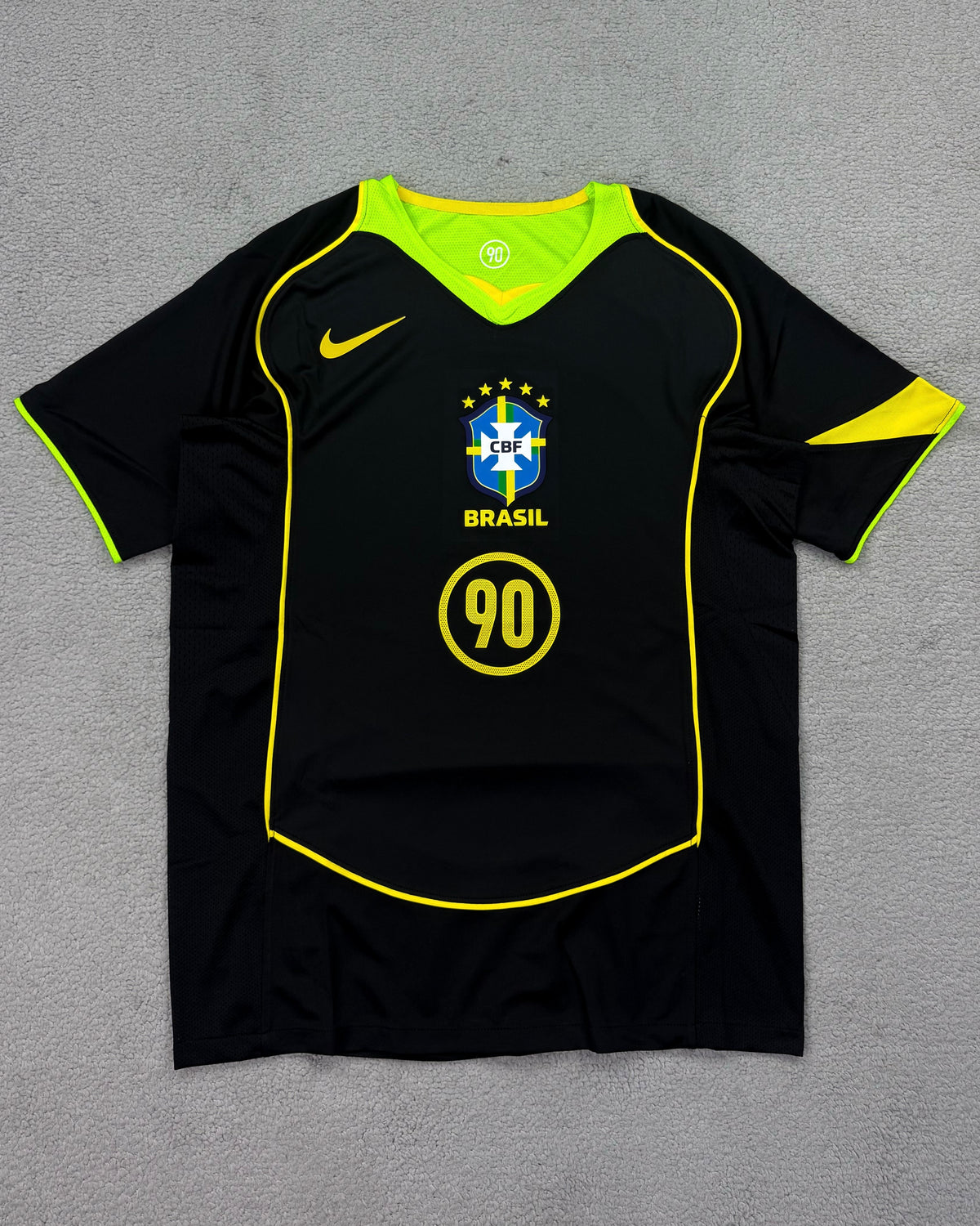 CAMISETA RETRÔ BRASIL TOTAL 90